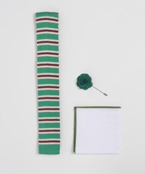 Green/Brown Knitted Set - Green Flower Lapel