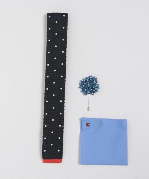 Black/White Polka Dot Knitted Set - Blue & White Polka Dot Lapel